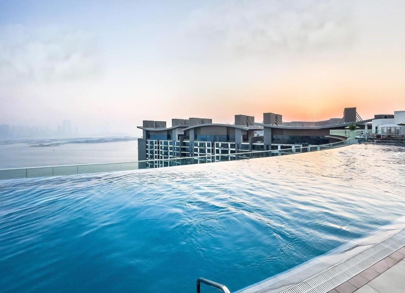 Seven Palm, Palm Jumeirah - Mint Stay Dubaj Exteriér fotografie